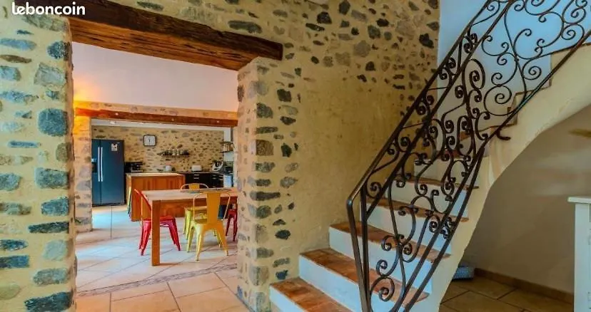 Belle Maison De Pierre Pour 10P, 4Ch, Piscine Privative, Grand Jardin Clos Alba-la-Romaine