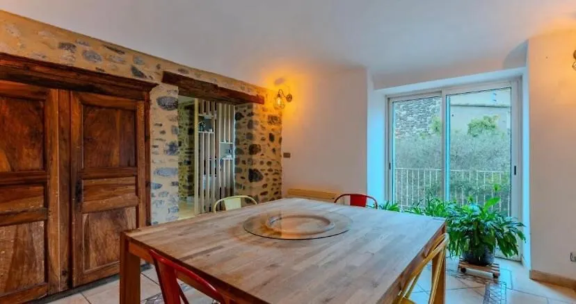 Belle Maison De Pierre Pour 10P, 4Ch, Piscine Privative, Grand Jardin Clos Alba-la-Romaine 0*,  Франция